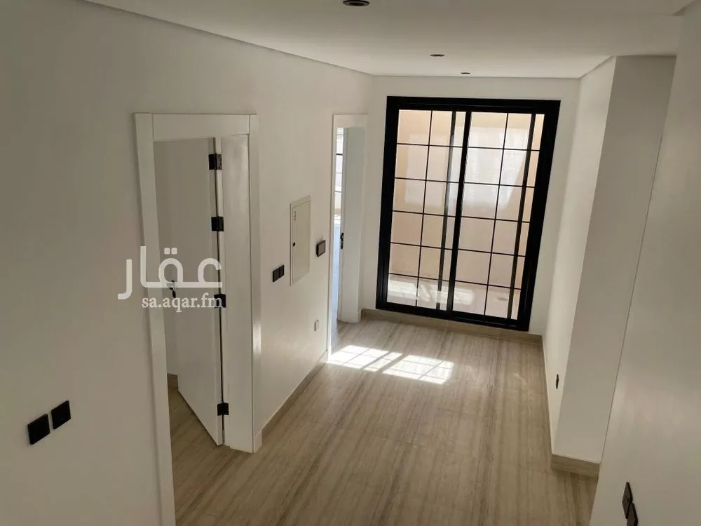فيلا 4 غرف في الصفا 10
