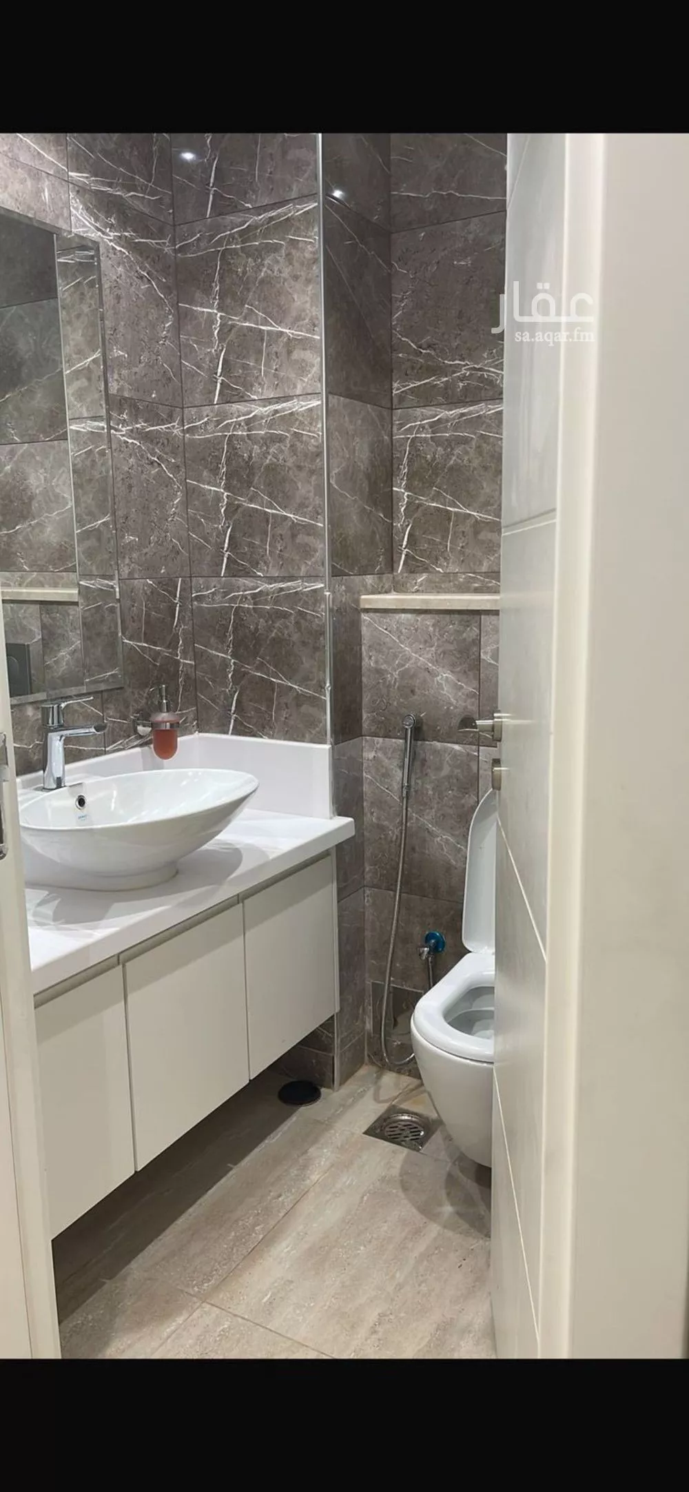 6 bedroom villa in Al Rimal 16