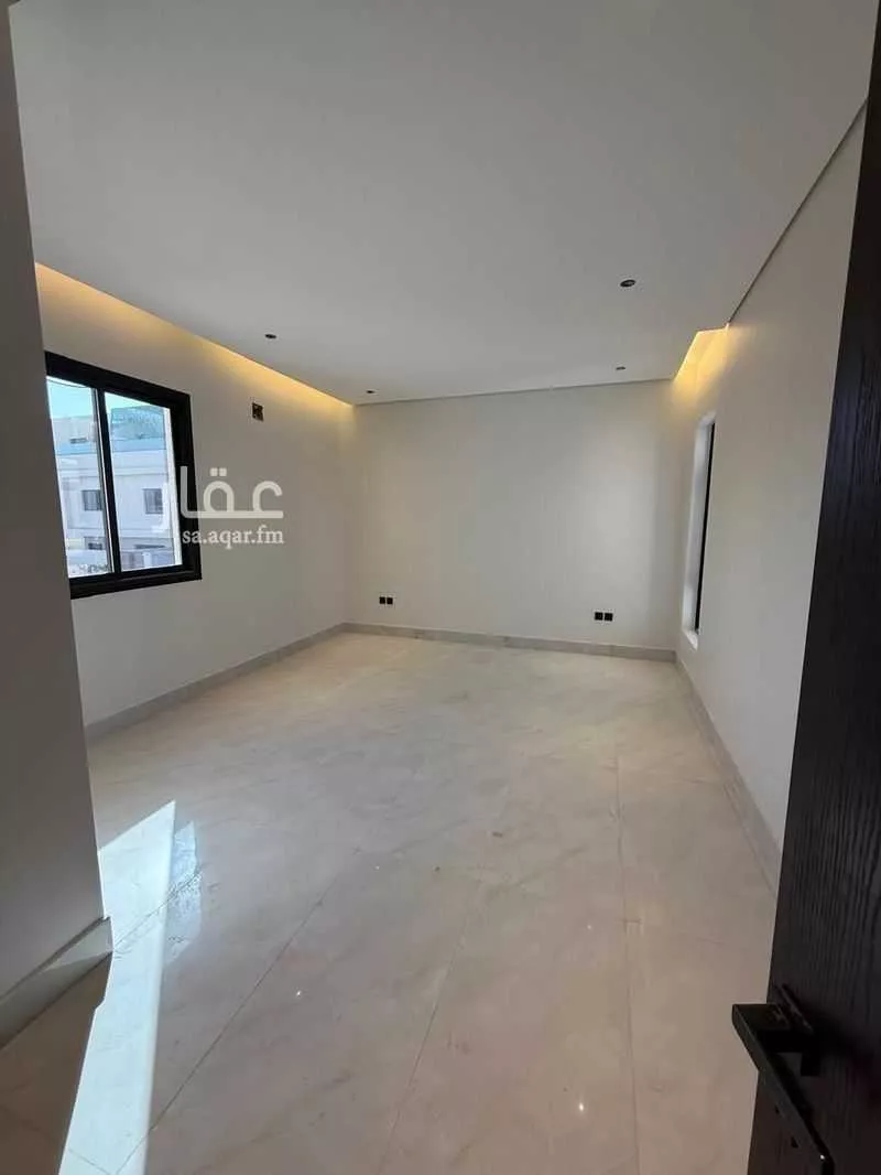 4 bedroom villa in Al Mahdiyyah 14