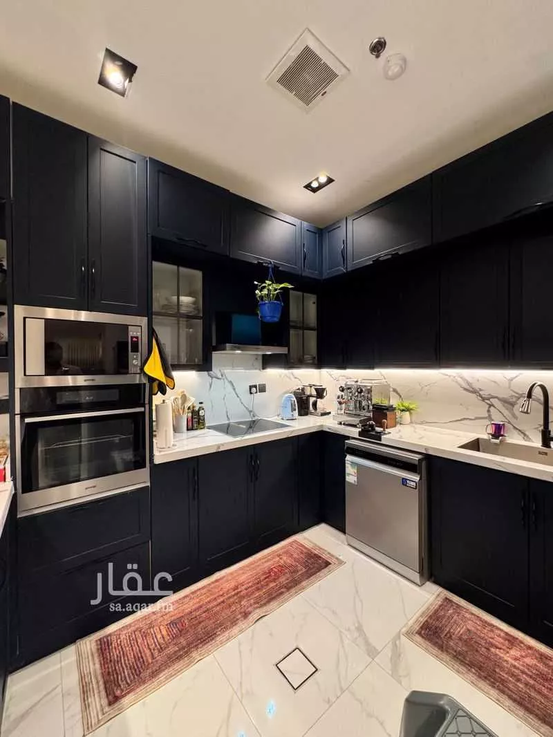 فيلا 5 غرف في النرجس 3