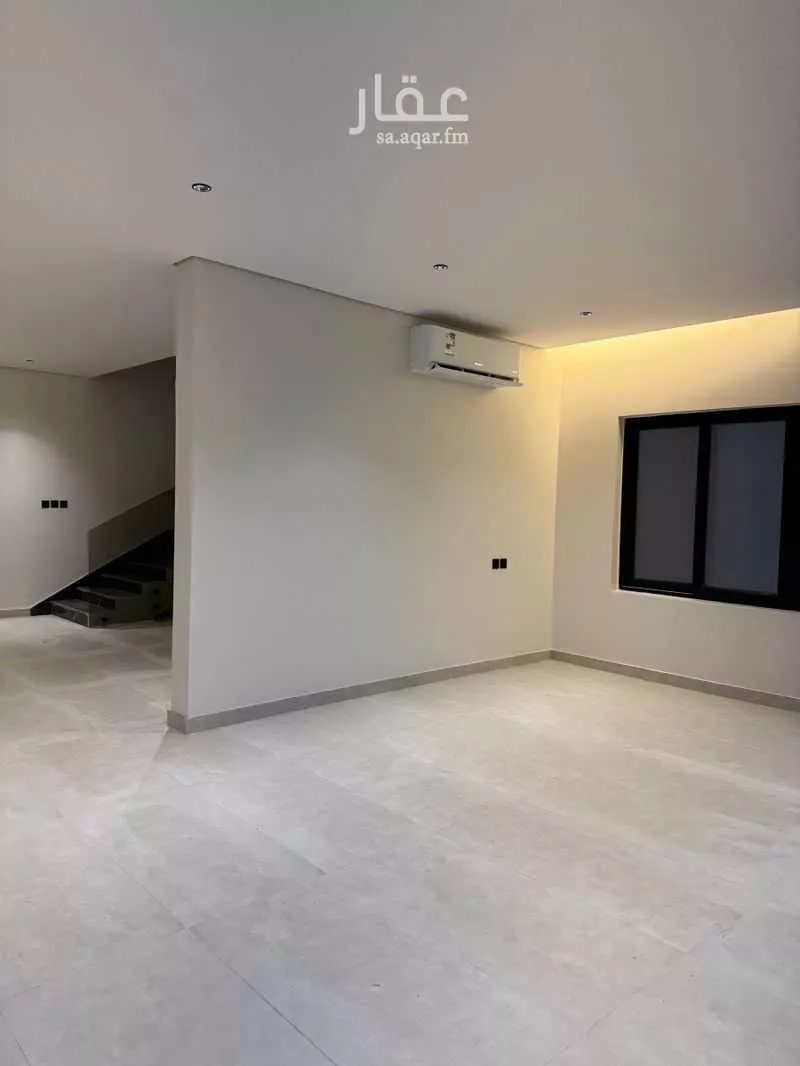 4 bedroom villa in Al Rawdah 2