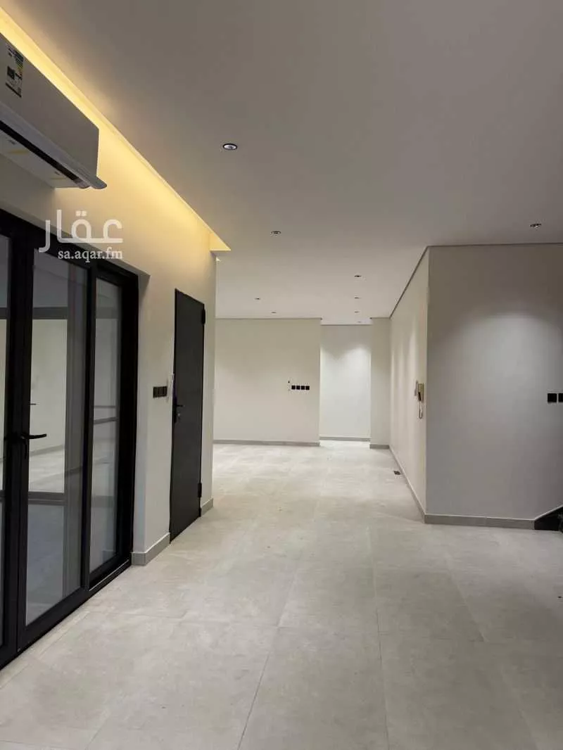 4 bedroom villa in Al Rawdah 13