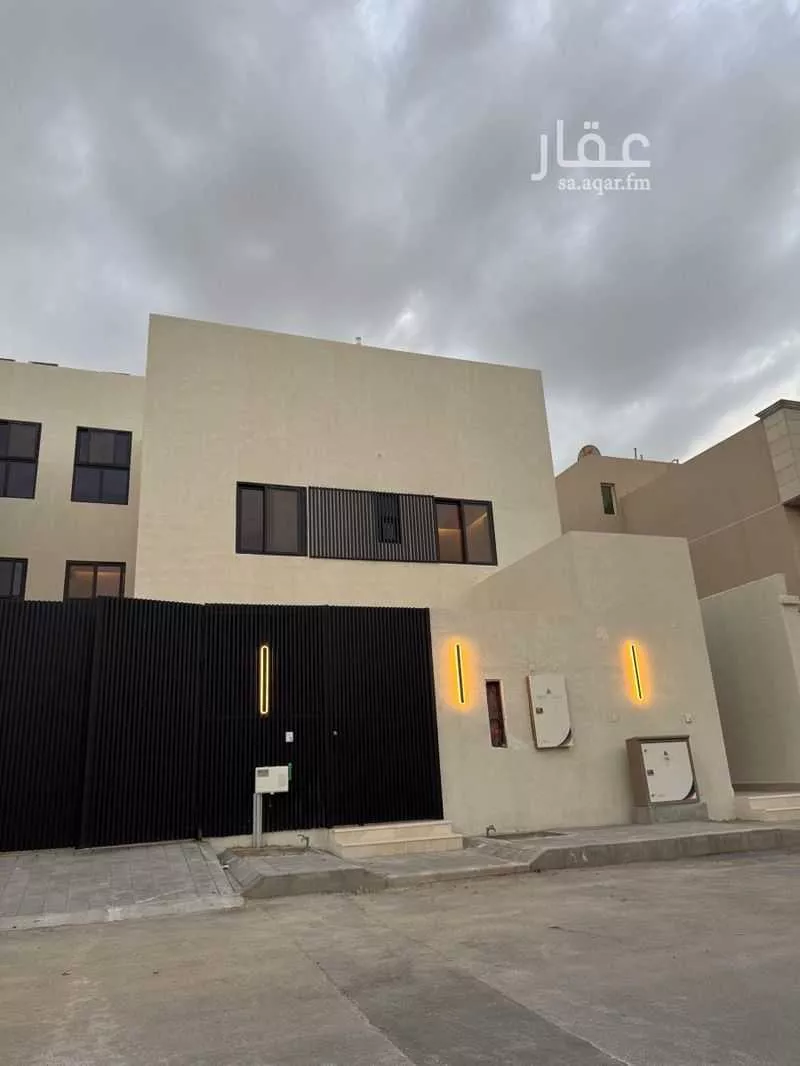 4 bedroom villa in Al Rawdah 20