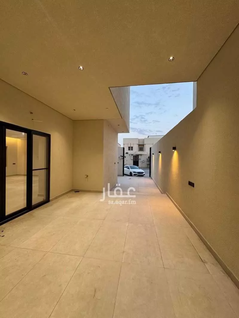 4 bedroom villa in Al Rawdah 22