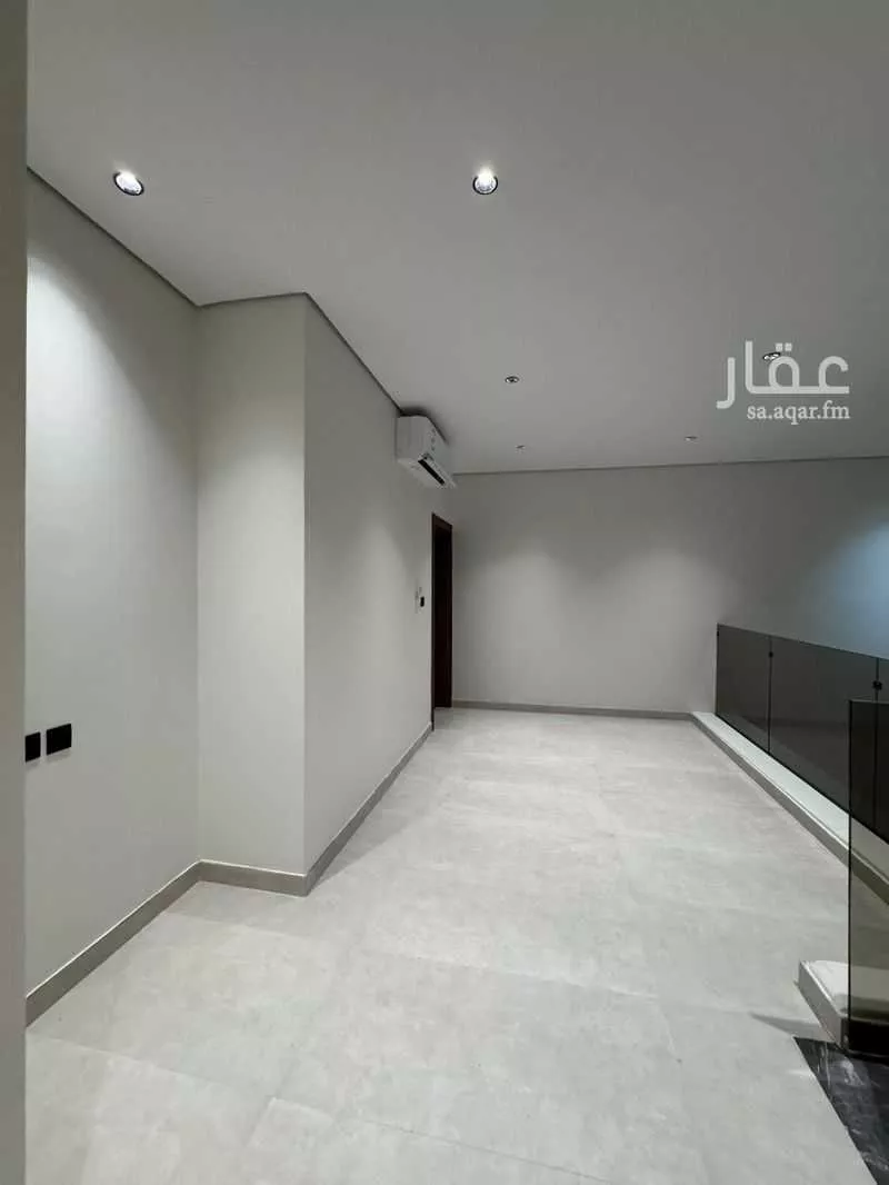 4 bedroom villa in Al Rawdah 24