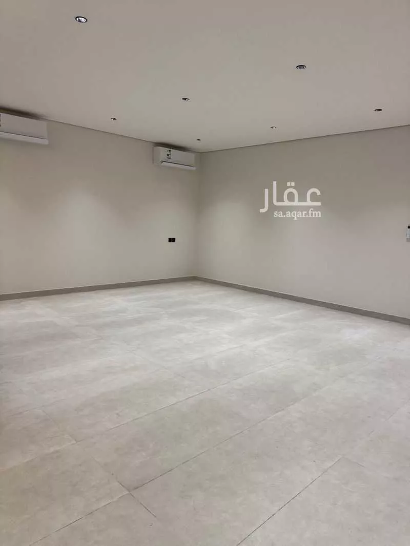 4 bedroom villa in Al Rawdah 8