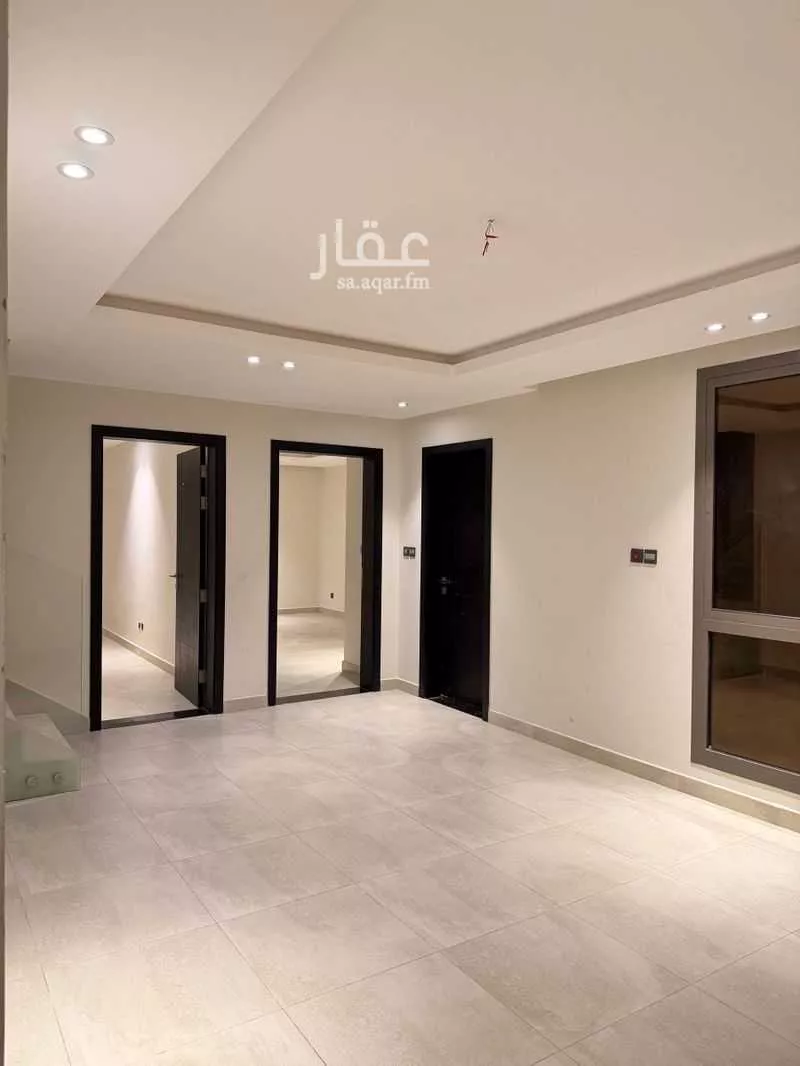 فيلا 7 غرف في عكاظ 19