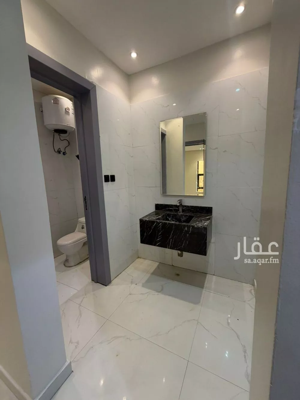 3 bedroom apartment in Al Hazm 12