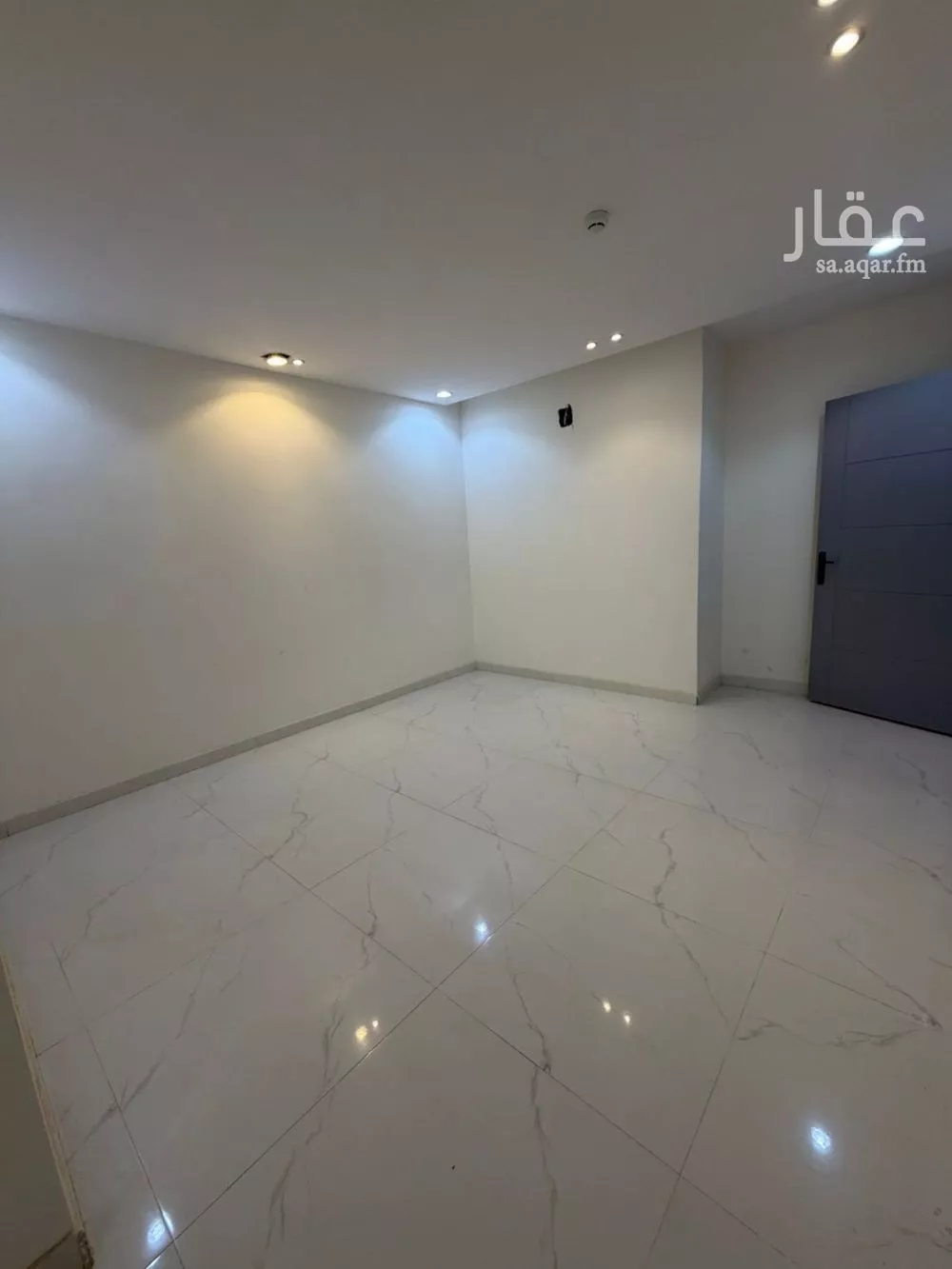 3 bedroom apartment in Al Hazm 21
