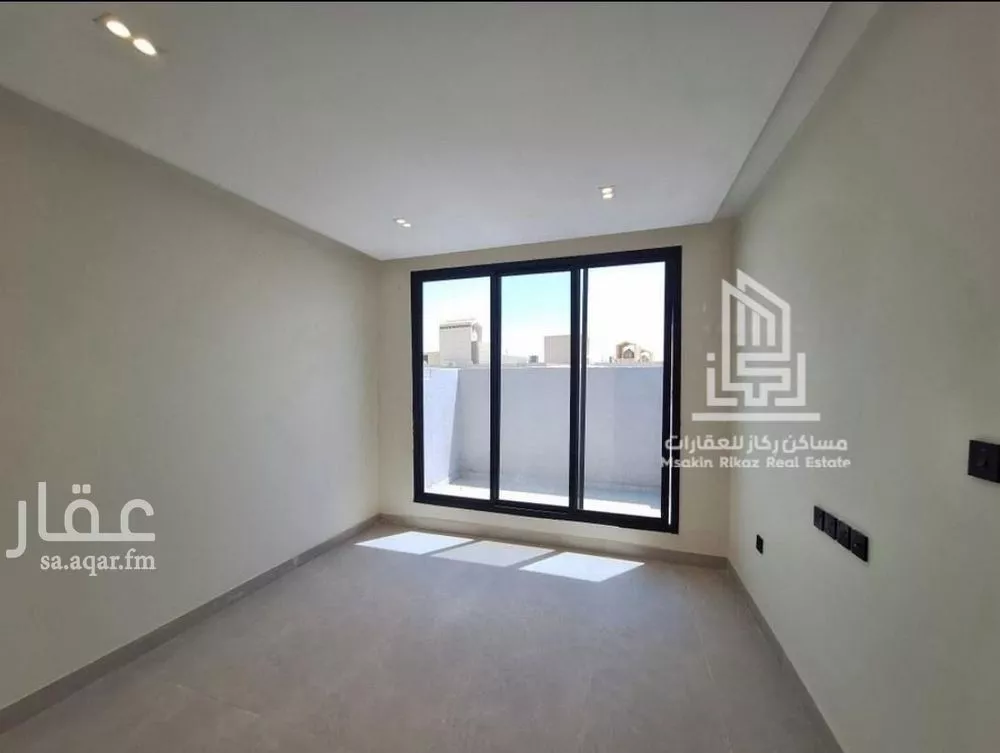 دور 3 غرف في السعادة 6
