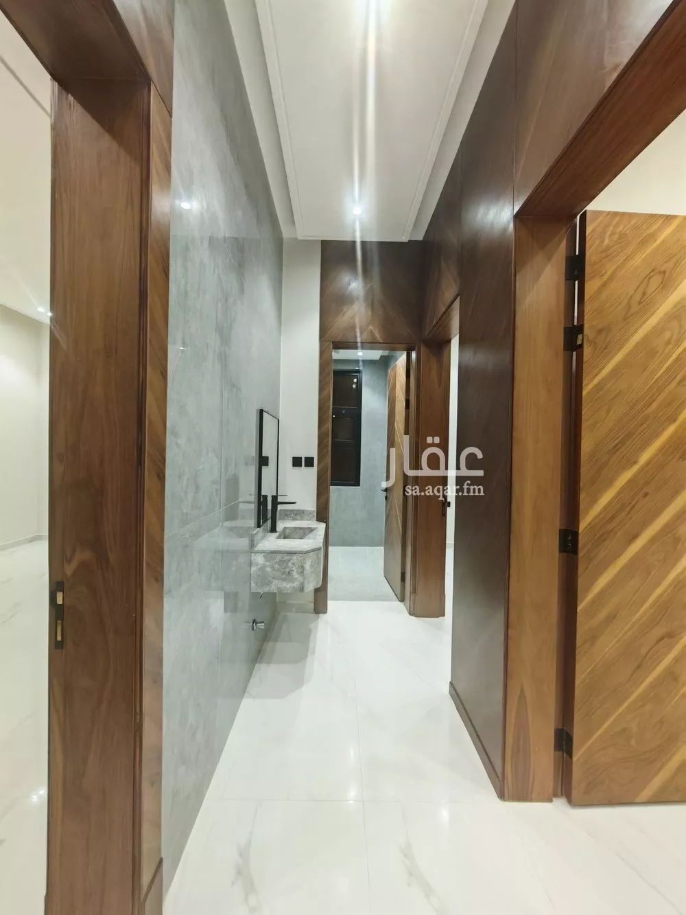 4 bedroom apartment in Dhahrat Laban 11
