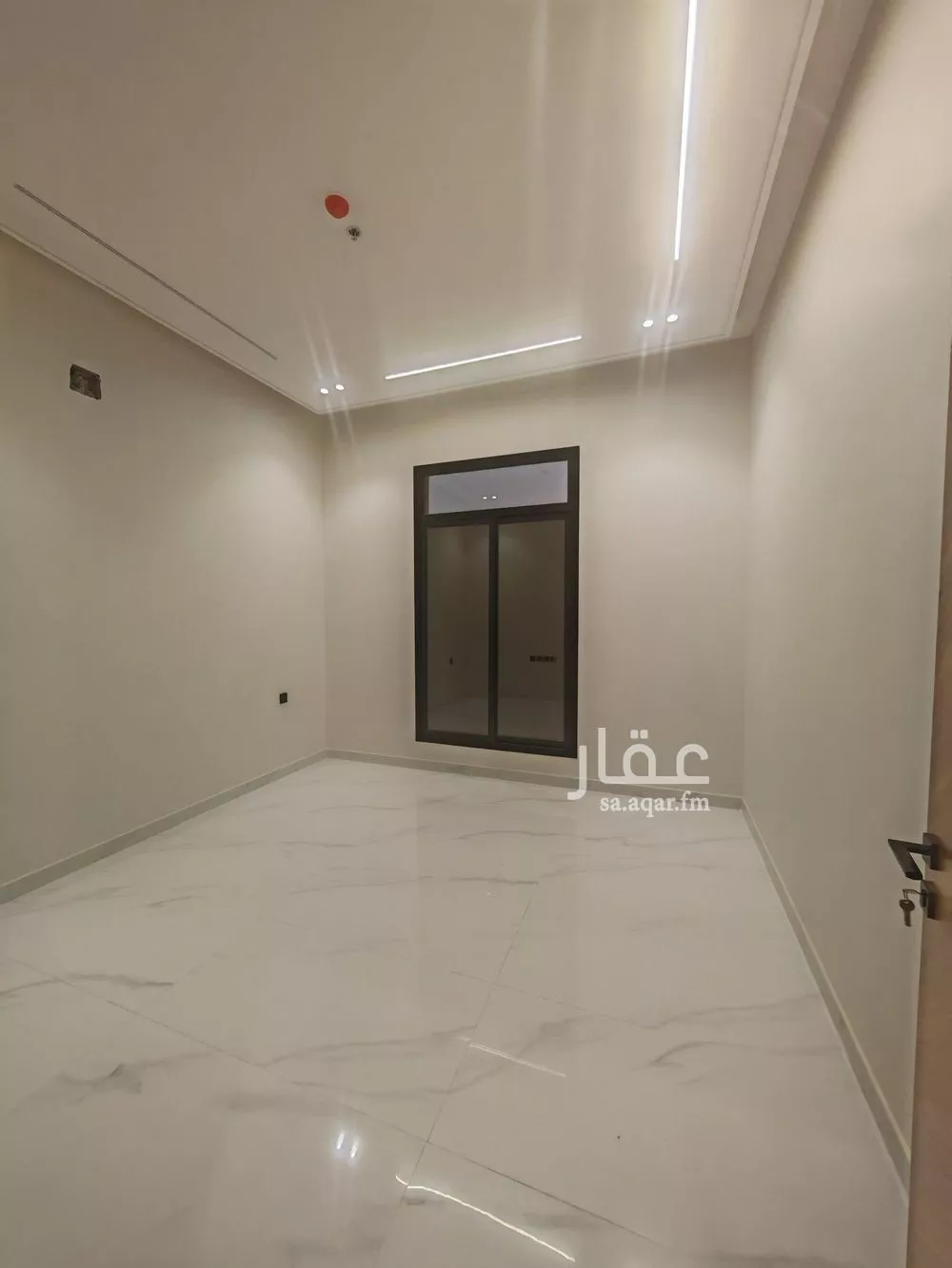 4 bedroom apartment in Dhahrat Laban 8