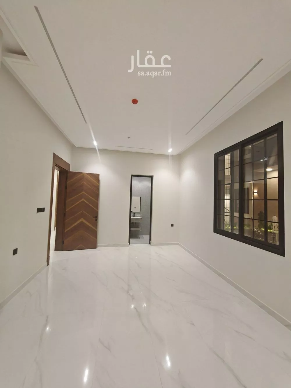 4 bedroom apartment in Dhahrat Laban 10