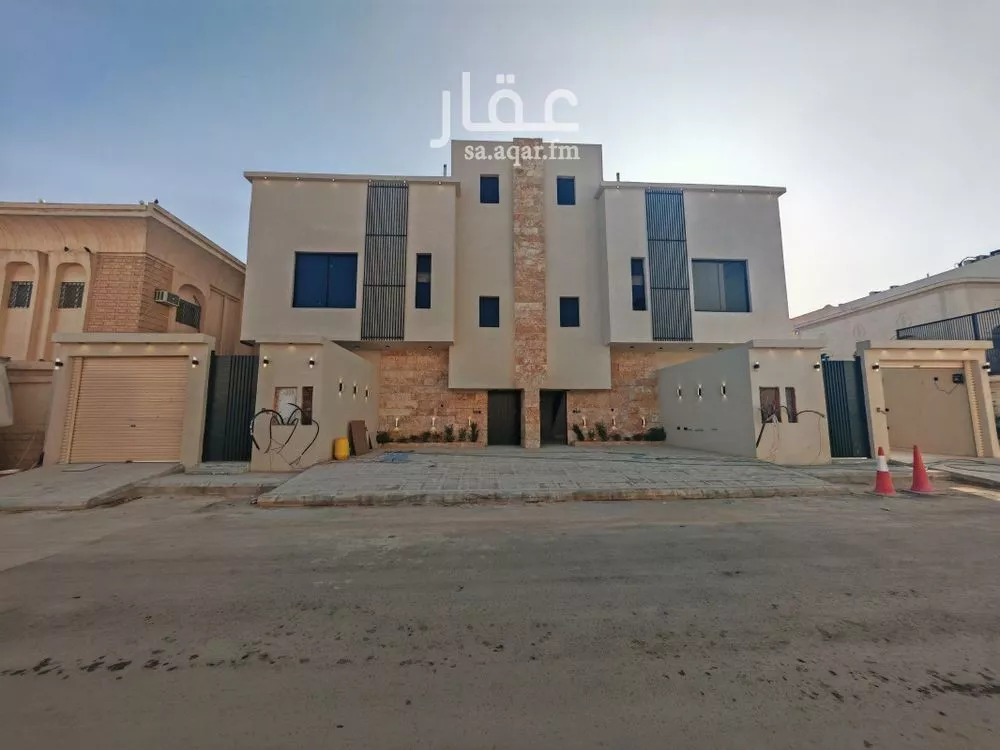 3 bedroom floor in Al Uraija Al Gharbiyah 3