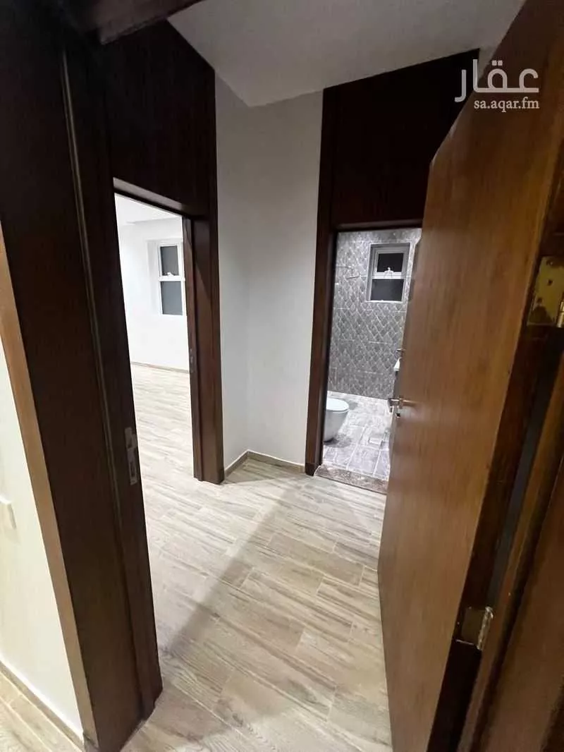 فيلا 6 غرف في النرجس 16