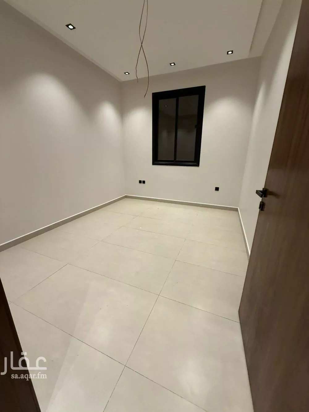 شقة 4 غرف في طويق 5