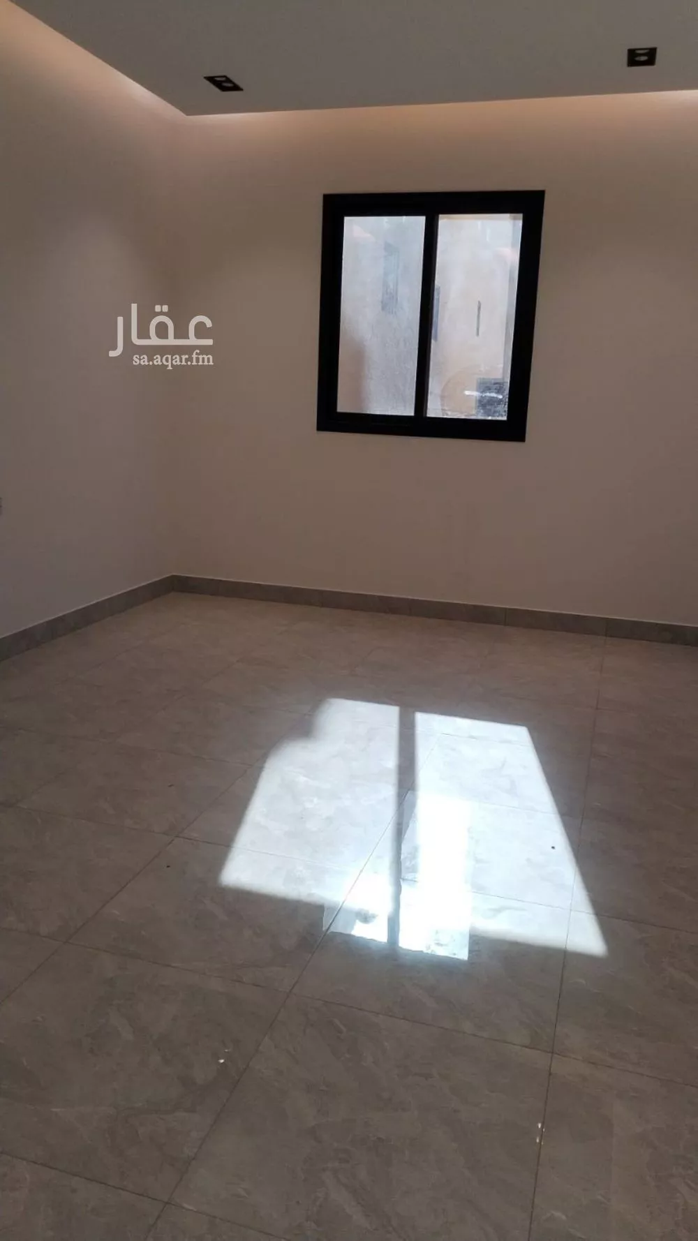 5 bedroom apartment in Al Hazm 11