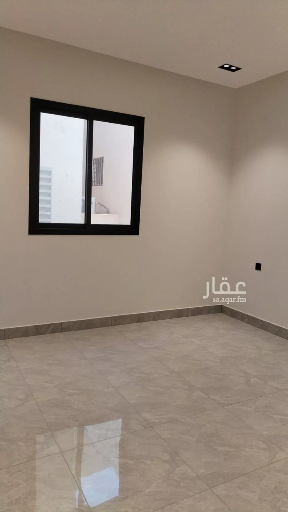 5 bedroom apartment in Al Hazm 10