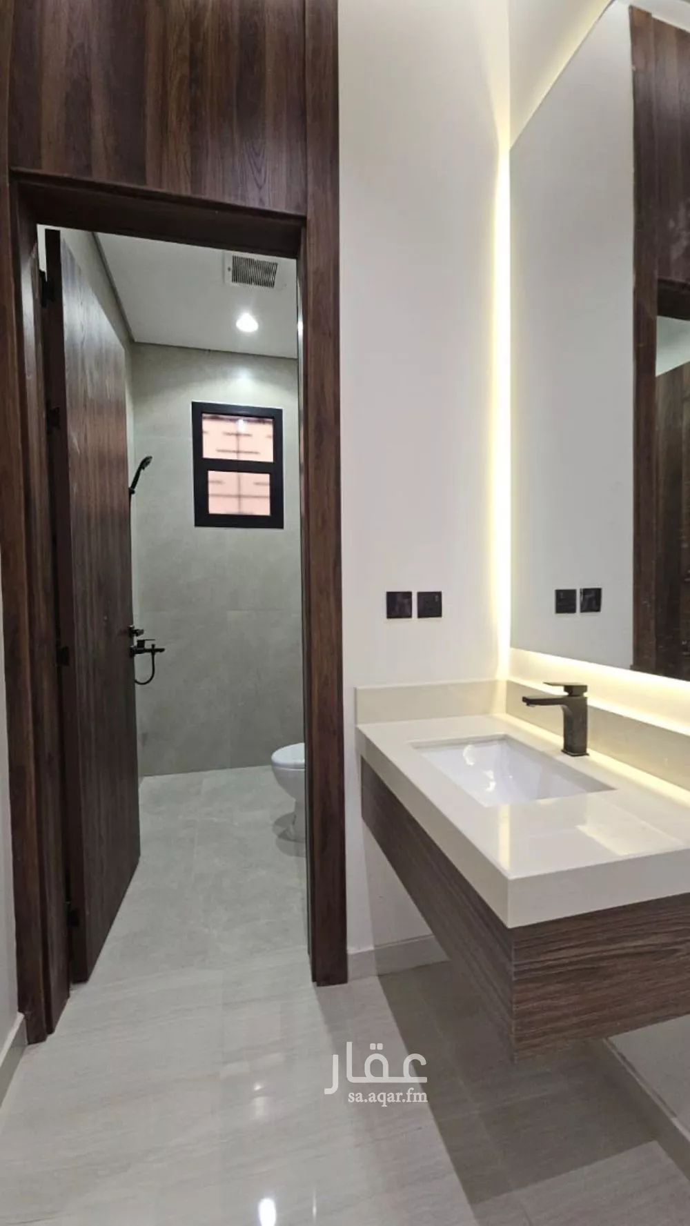 5 bedroom apartment in Al Hazm 2