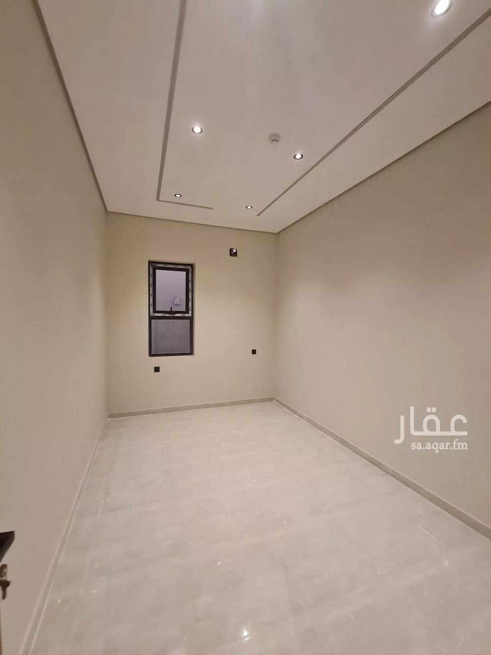 فيلا 4 غرف في ظهرة نمار 9