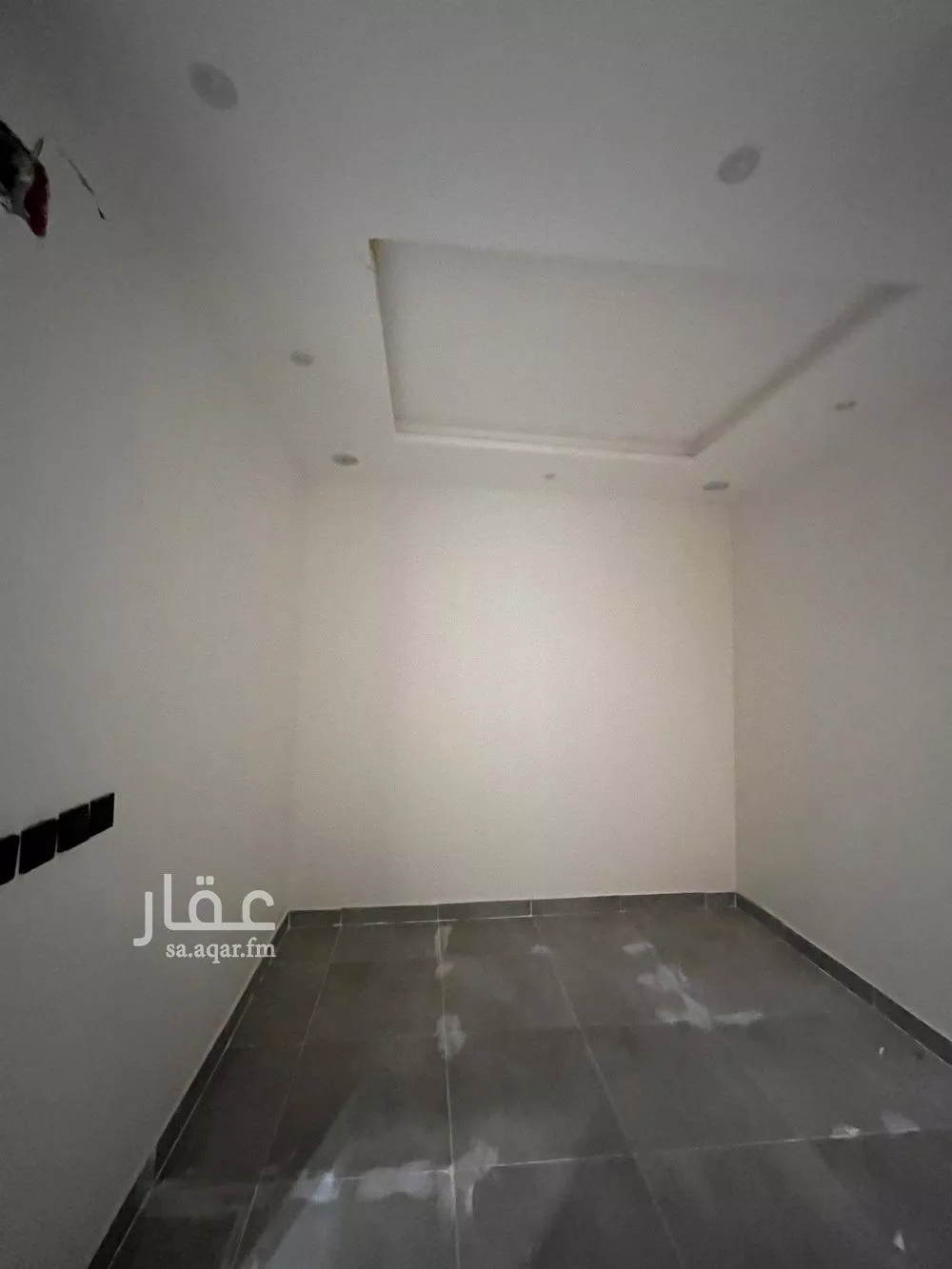 4 bedroom floor in Okaz 12