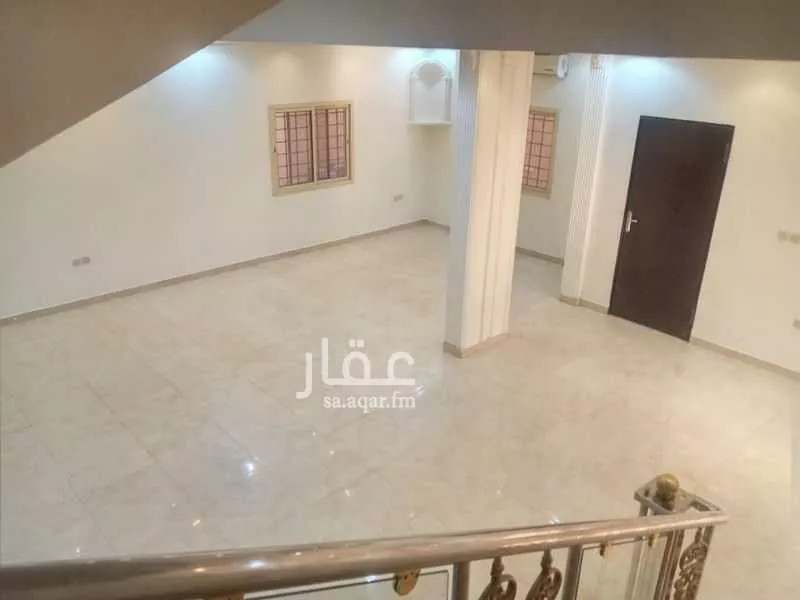 فيلا 4 غرف في الياسمين 6