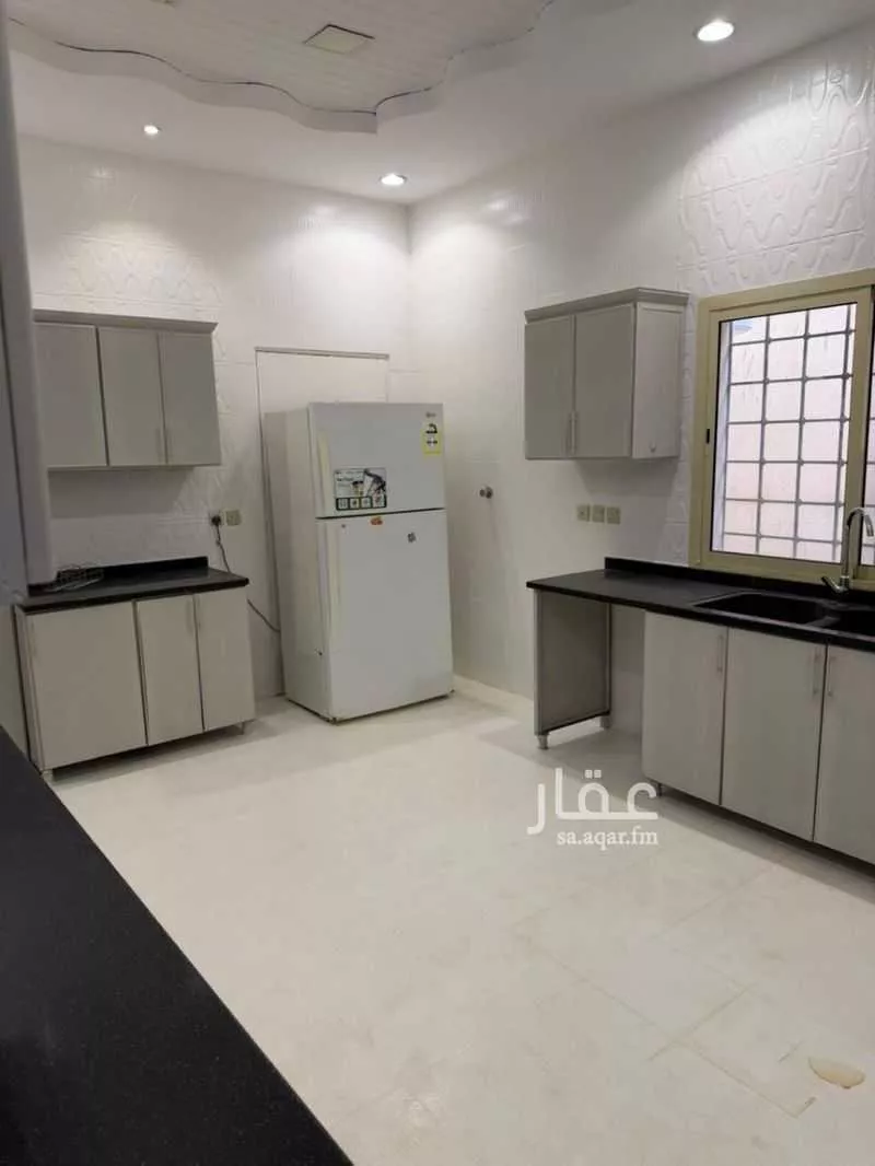 فيلا 4 غرف في الياسمين 10
