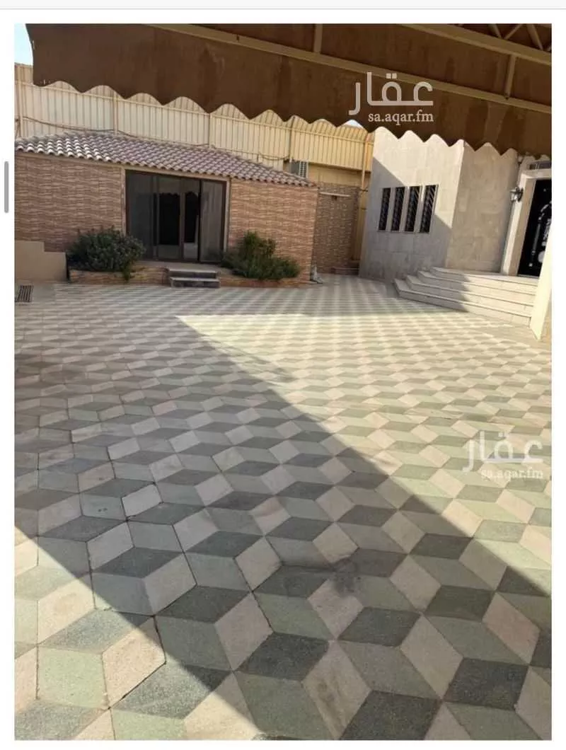 فيلا 6 غرف في الرائد 4