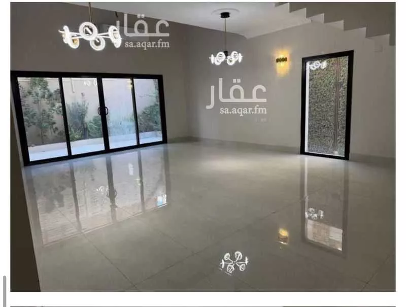 فيلا 6 غرف في الرائد 10