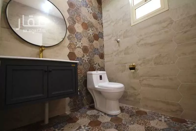 6 bedroom villa in Dhahrat Laban 18
