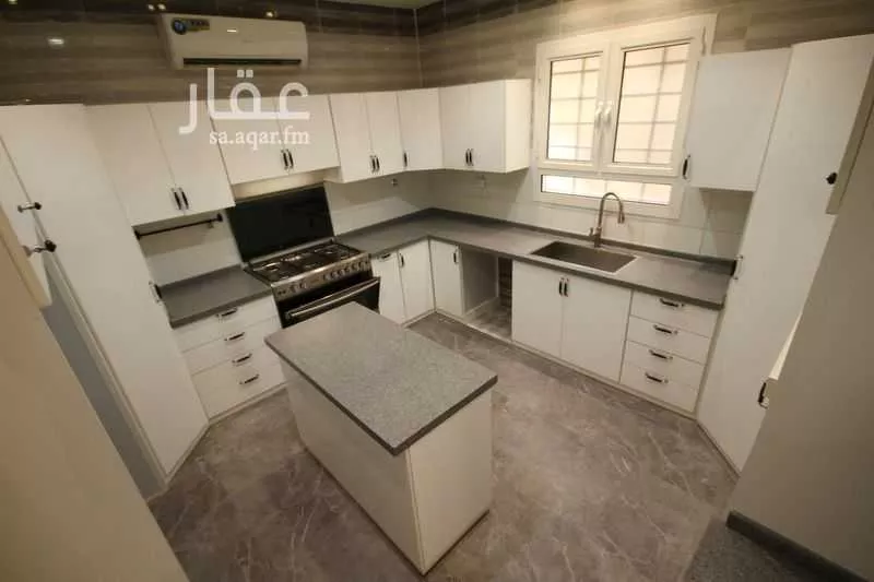 6 bedroom villa in Dhahrat Laban 20