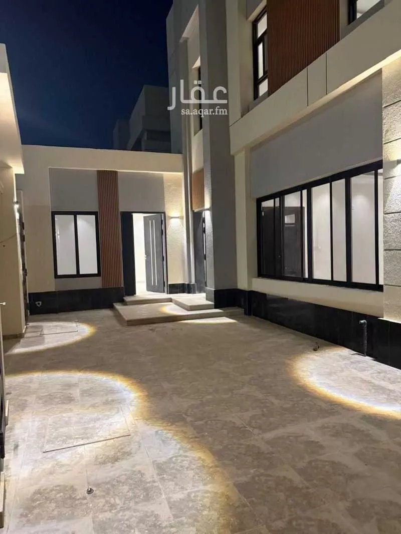 4 bedroom villa in Al Janadriyah 7