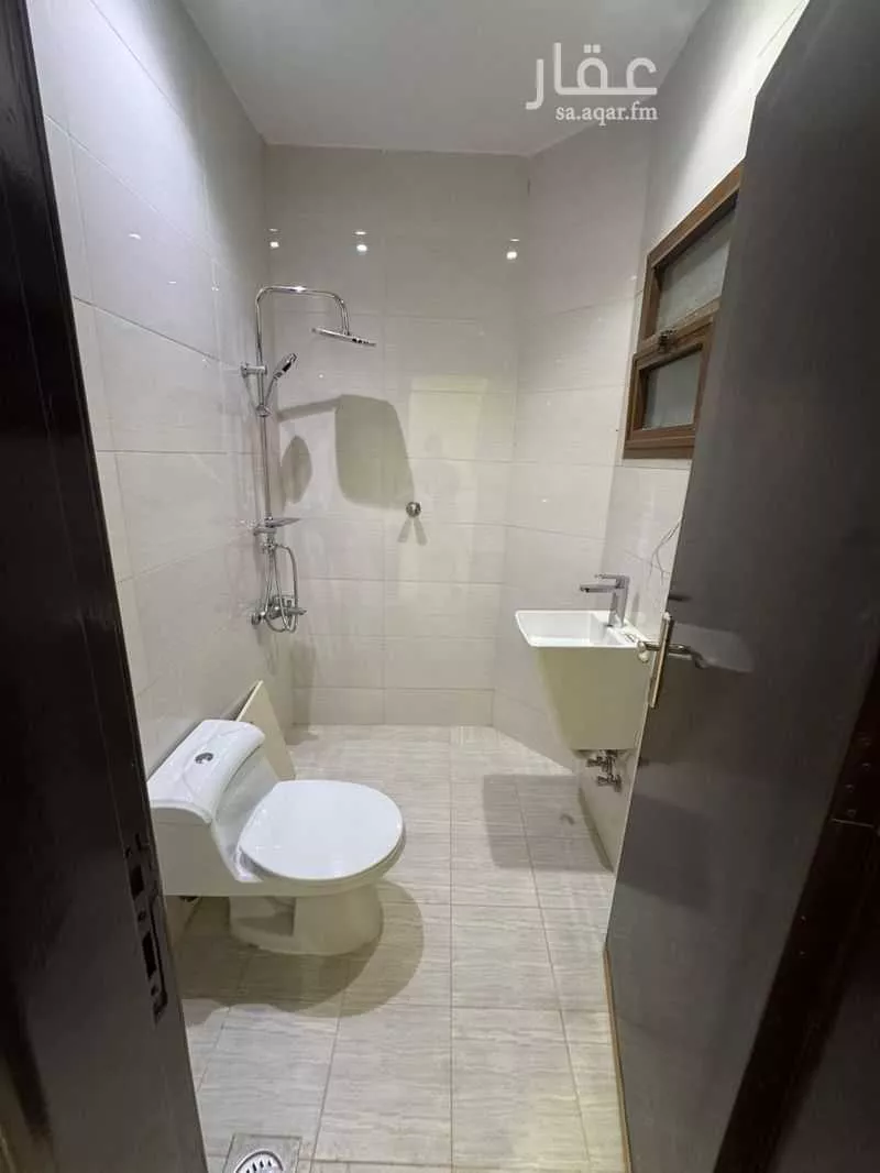 8 bedroom villa in Al Wahah 20