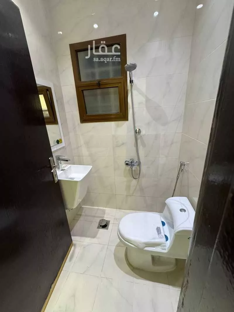 8 bedroom villa in Al Wahah 26