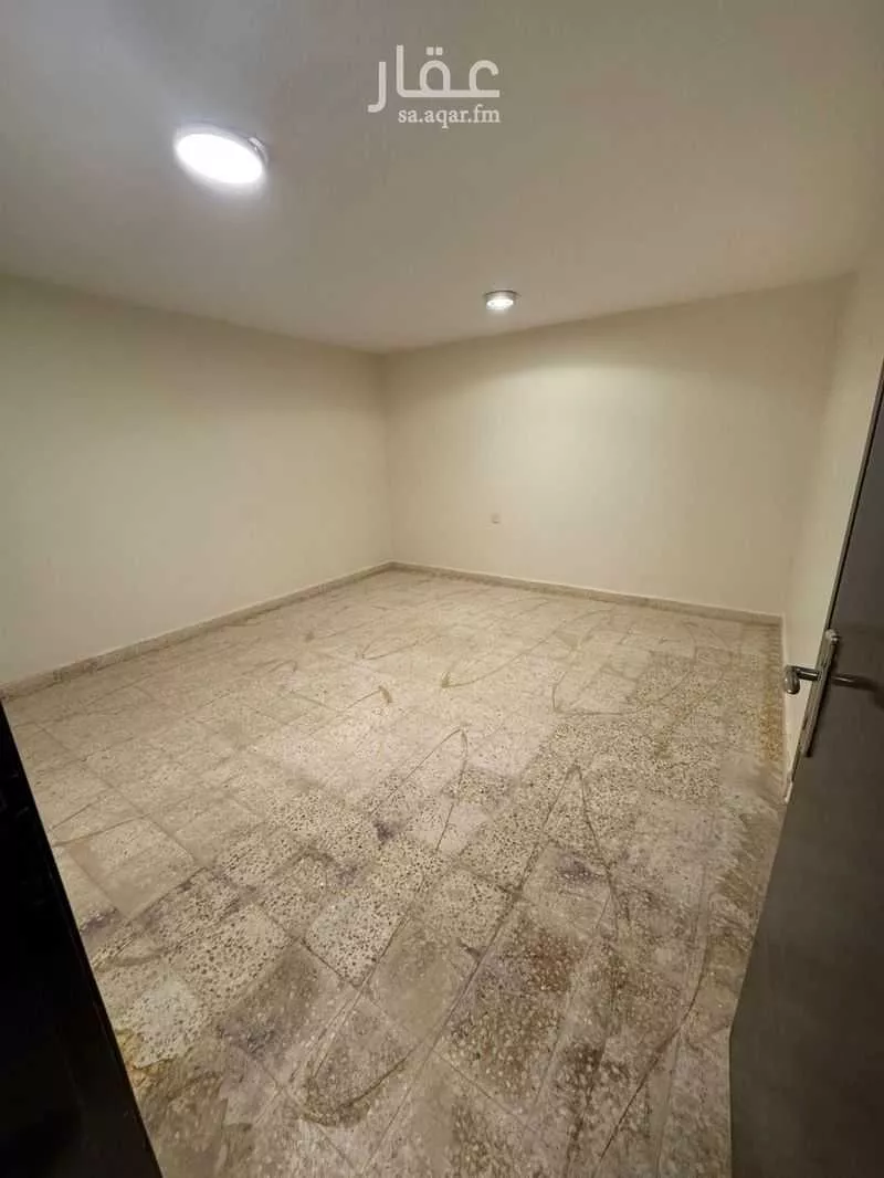 8 bedroom villa in Al Wahah 31