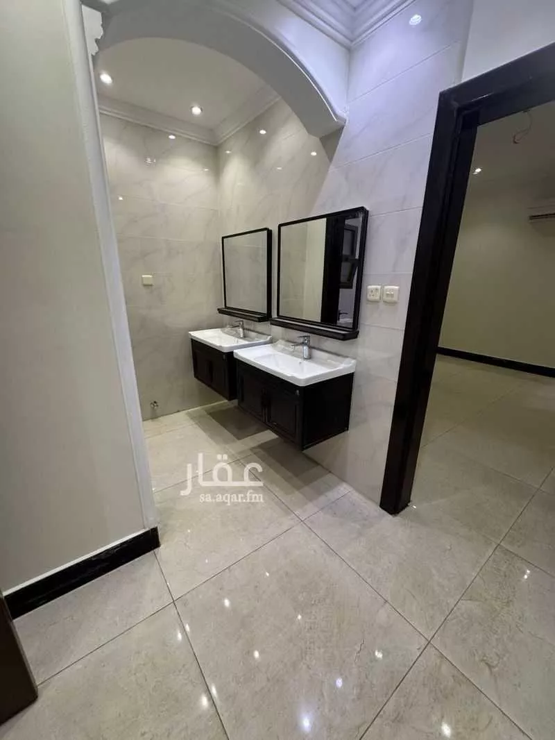 8 bedroom villa in Al Wahah 5