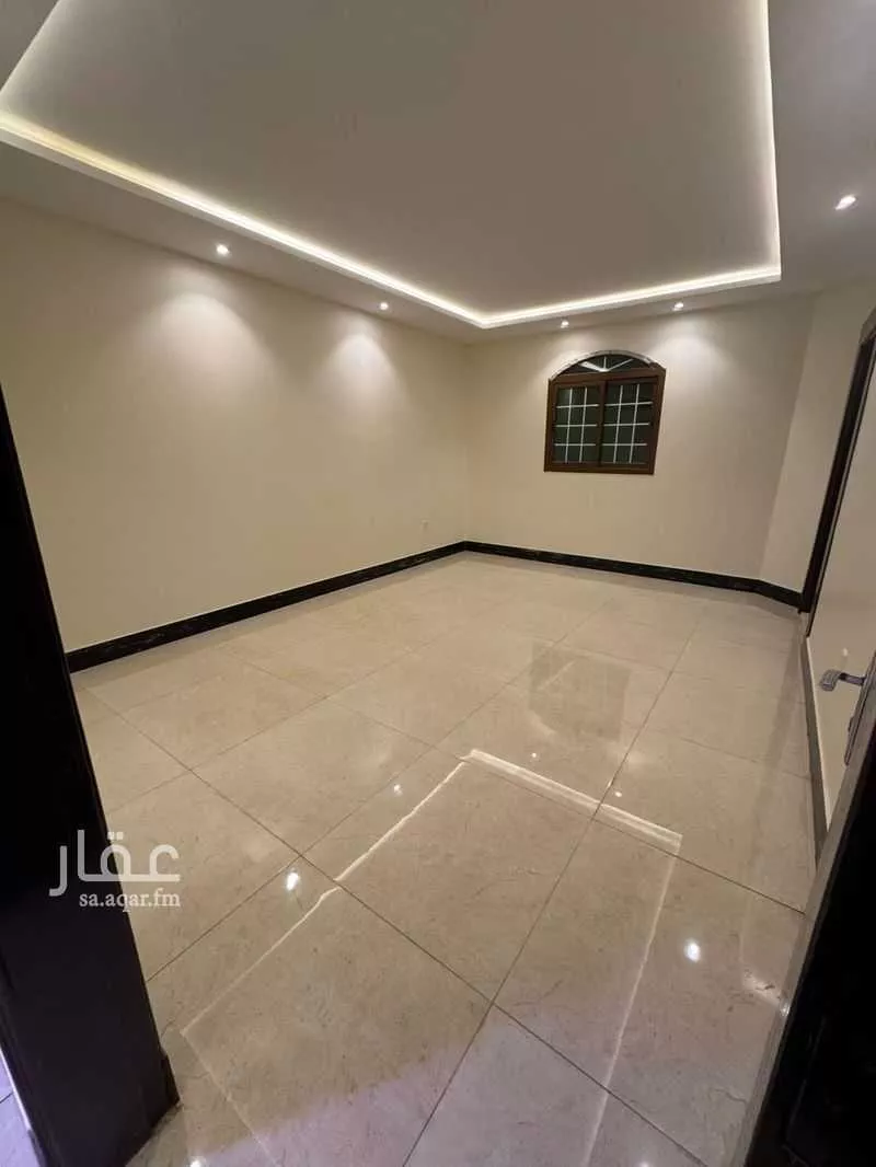 8 bedroom villa in Al Wahah 10