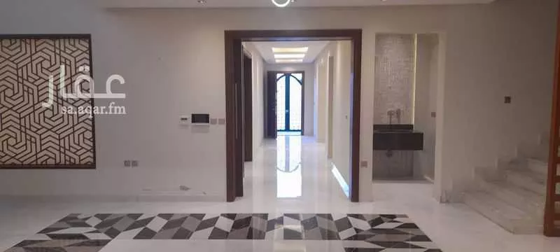 فيلا 6 غرف في النخيل 4