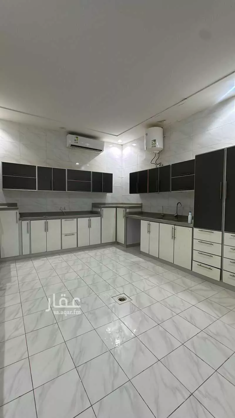 فيلا 8 غرف في الجنادرية 6