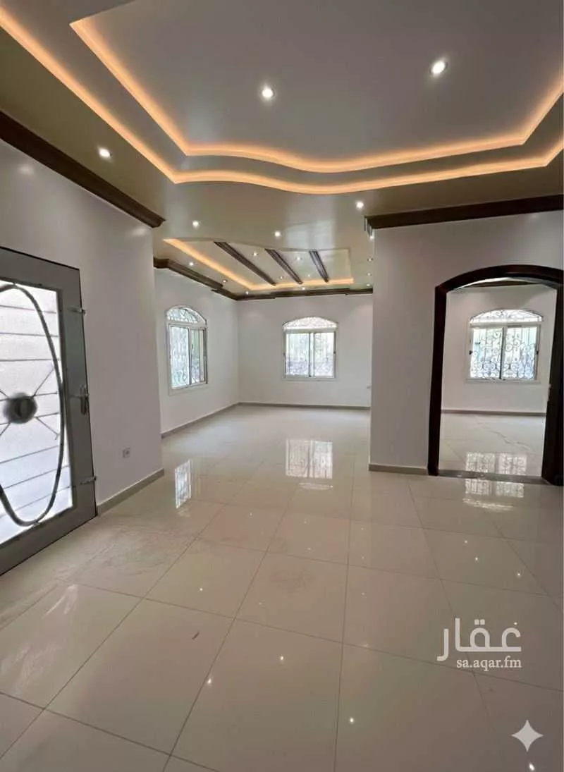 8 bedroom villa in Al Aqiq 7