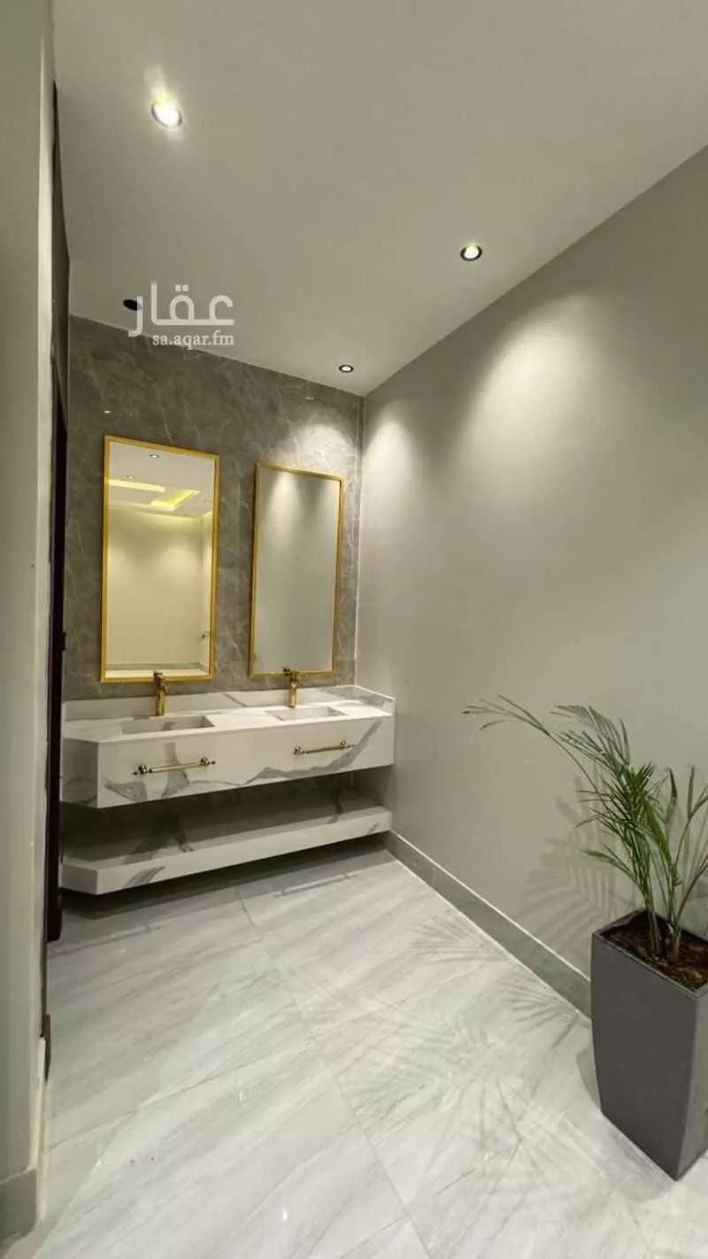 4 bedroom villa in Al Rimal 9