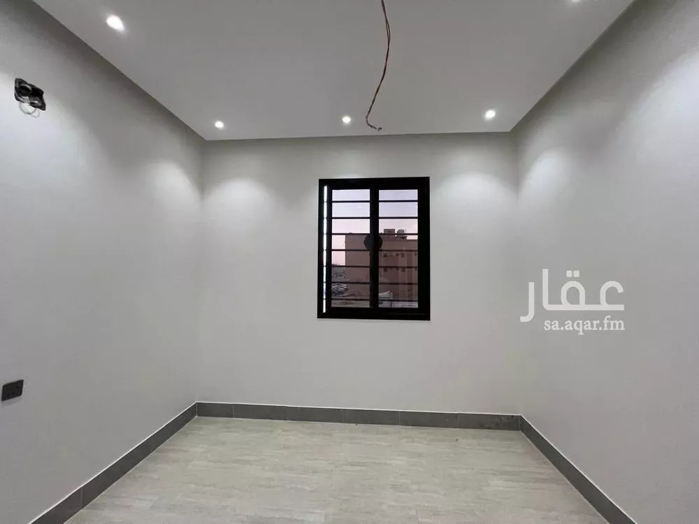 شقة 3 غرف في عكاظ 2