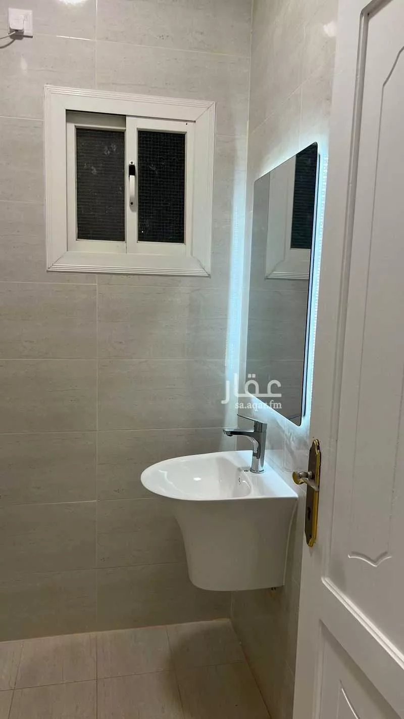 28 bedroom building in Al Muruj B, Tabuk 2