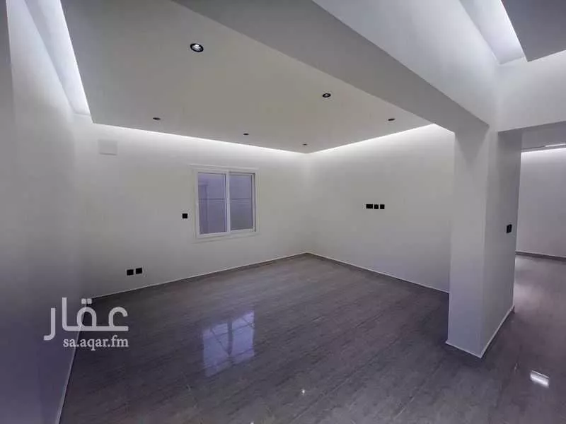 4 bedroom villa in Riyadh 9
