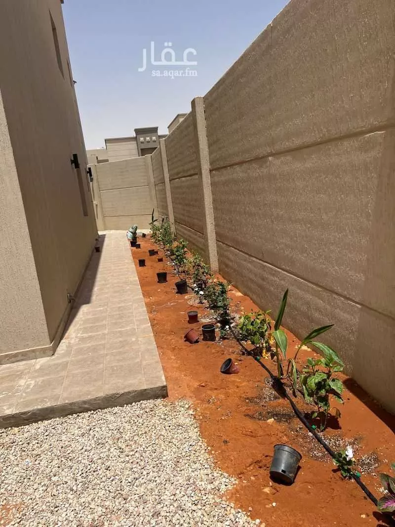 4 bedroom villa in Riyadh 12