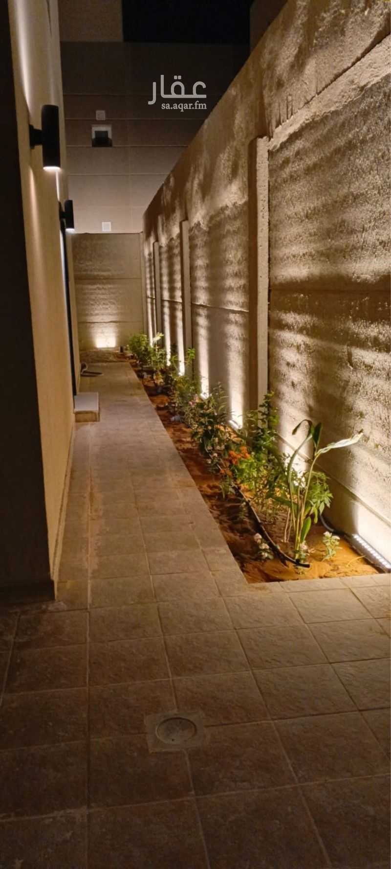 4 bedroom villa in Khuzam, Riyadh 2