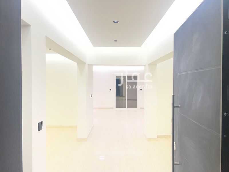 4 bedroom villa in Khuzam, Riyadh 10