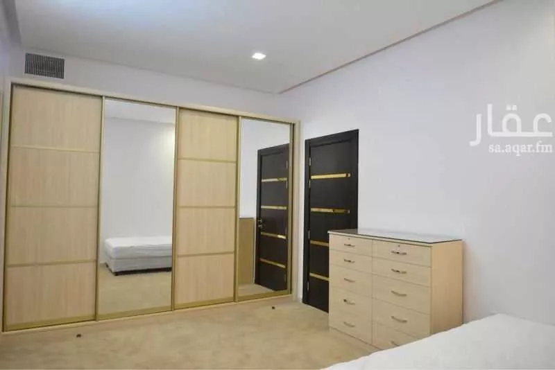 7 bedroom villa in King Abdullah, Riyadh 4