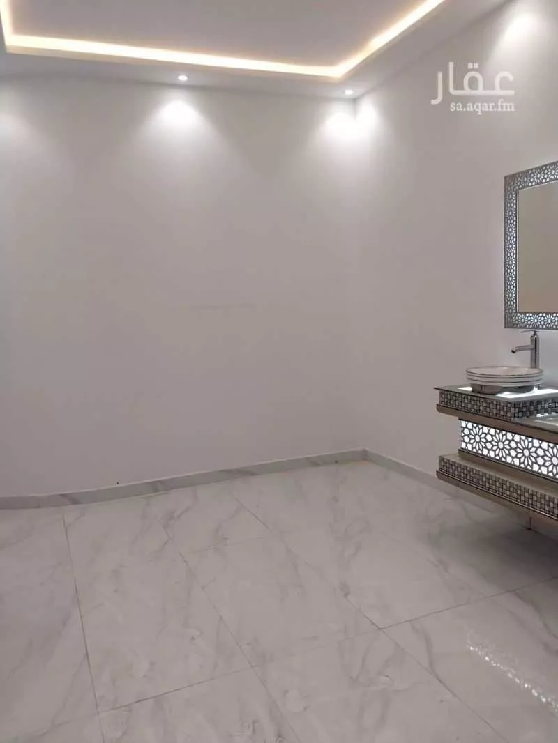 فيلا 15 غرف في طويق 7