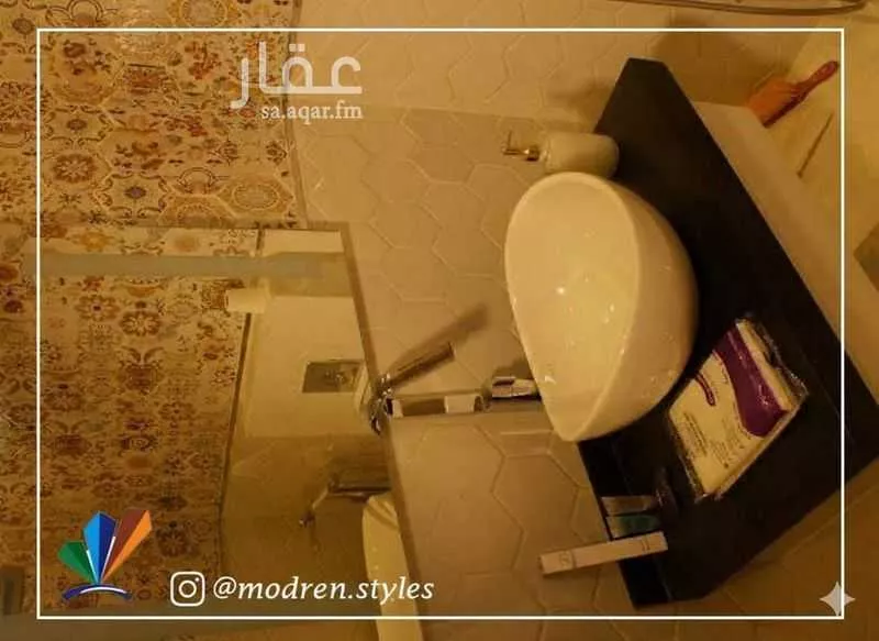 فيلا 4 غرف في العارض 5